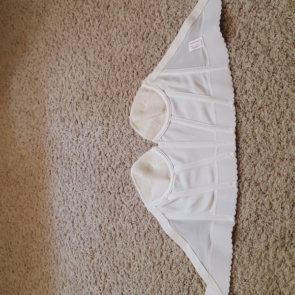 Under Cover Vintage Corset Top Bra - Picture 3 of 7